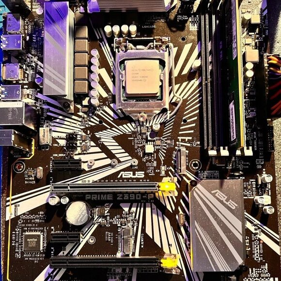 ASUS Prime Z390-P LGA 1151 Intel Motherboard - FOR PARTS - Picture 1 of 6